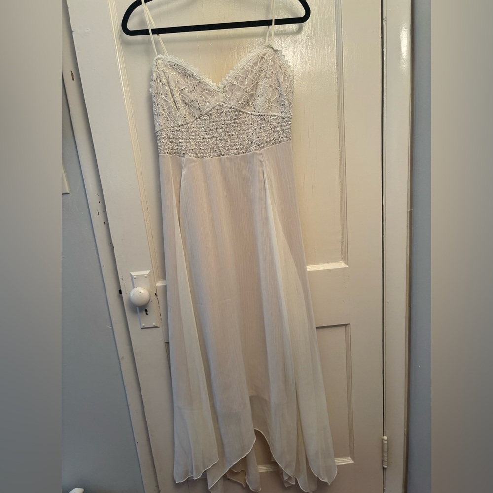 Women’s dress